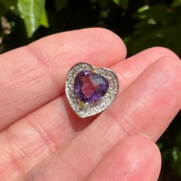 Vintage 14k amethyst and diamond ring with matching pendant - Picture 6 of 13